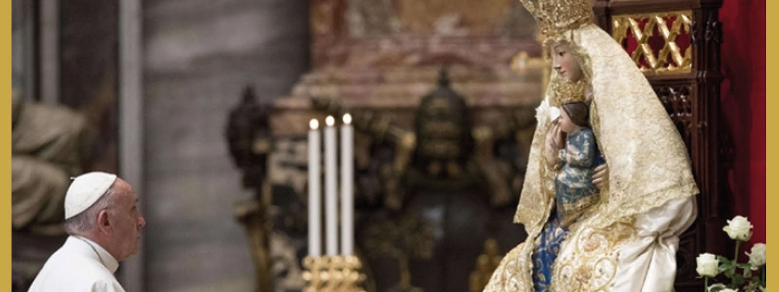 Il Papa in preghiera davanti all’immagine della Madonna di Valme